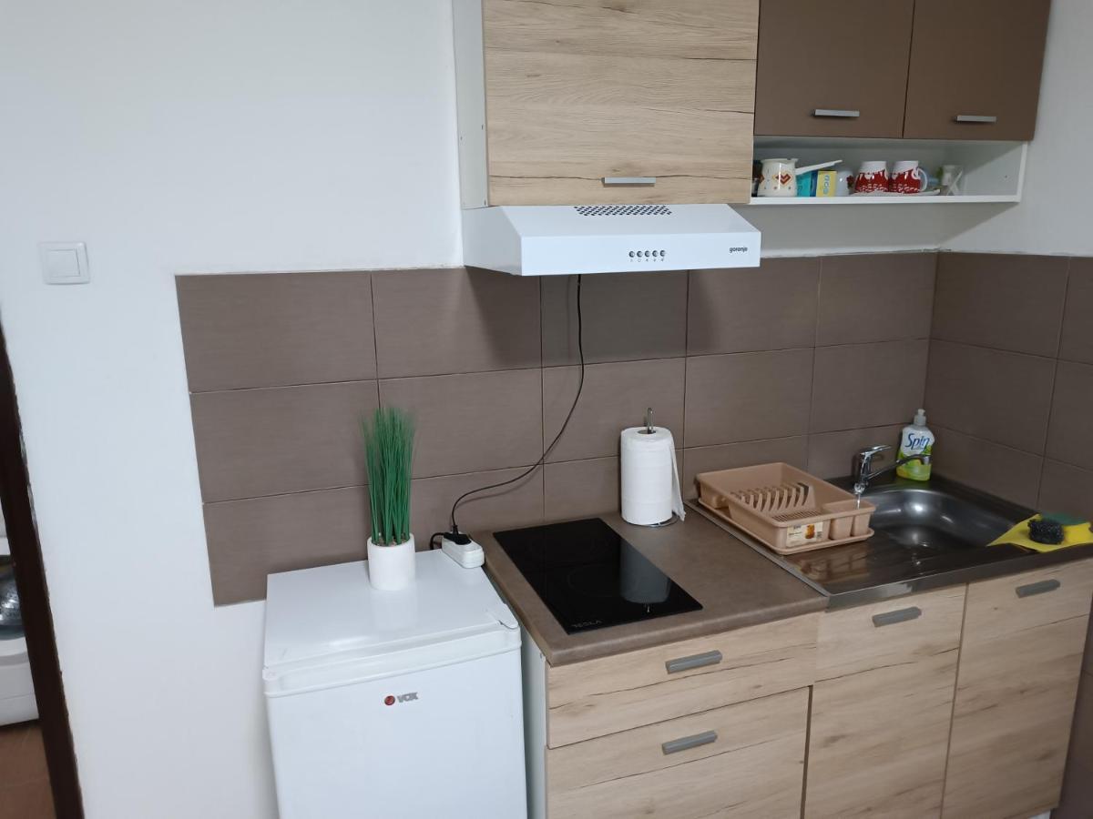 Sleep&Go Appartement Belgrado Buitenkant foto