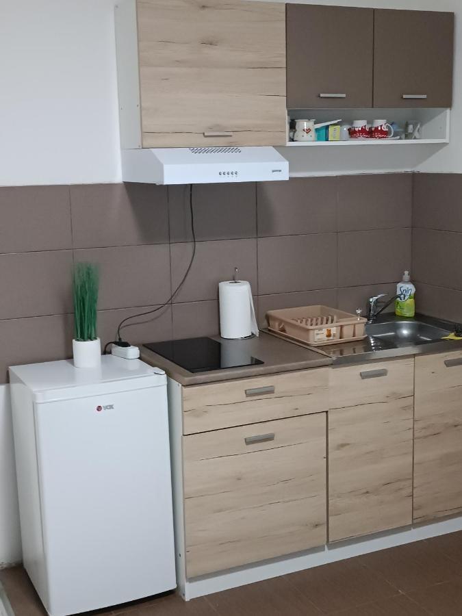 Sleep&Go Appartement Belgrado Buitenkant foto