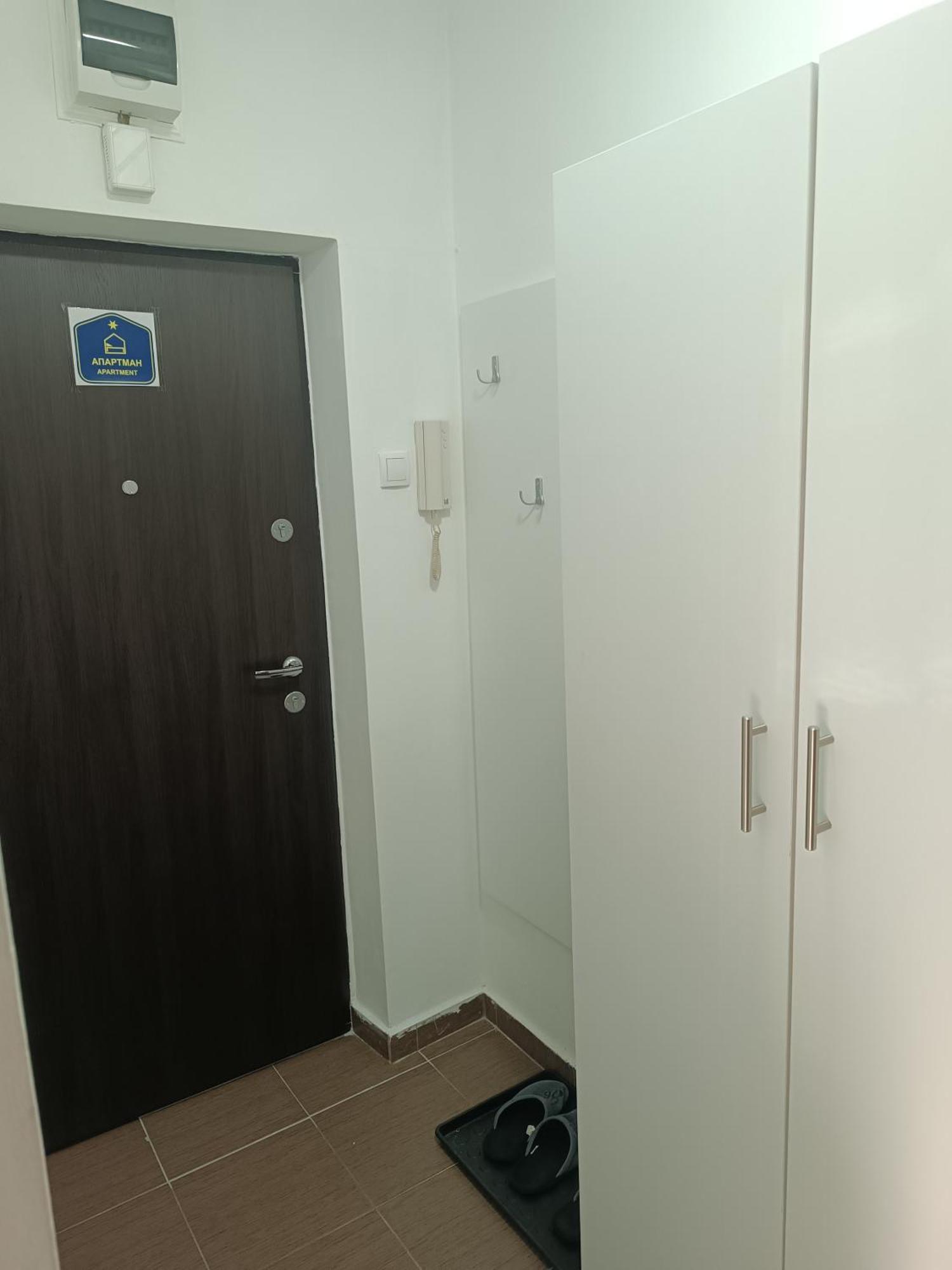 Sleep&Go Appartement Belgrado Buitenkant foto