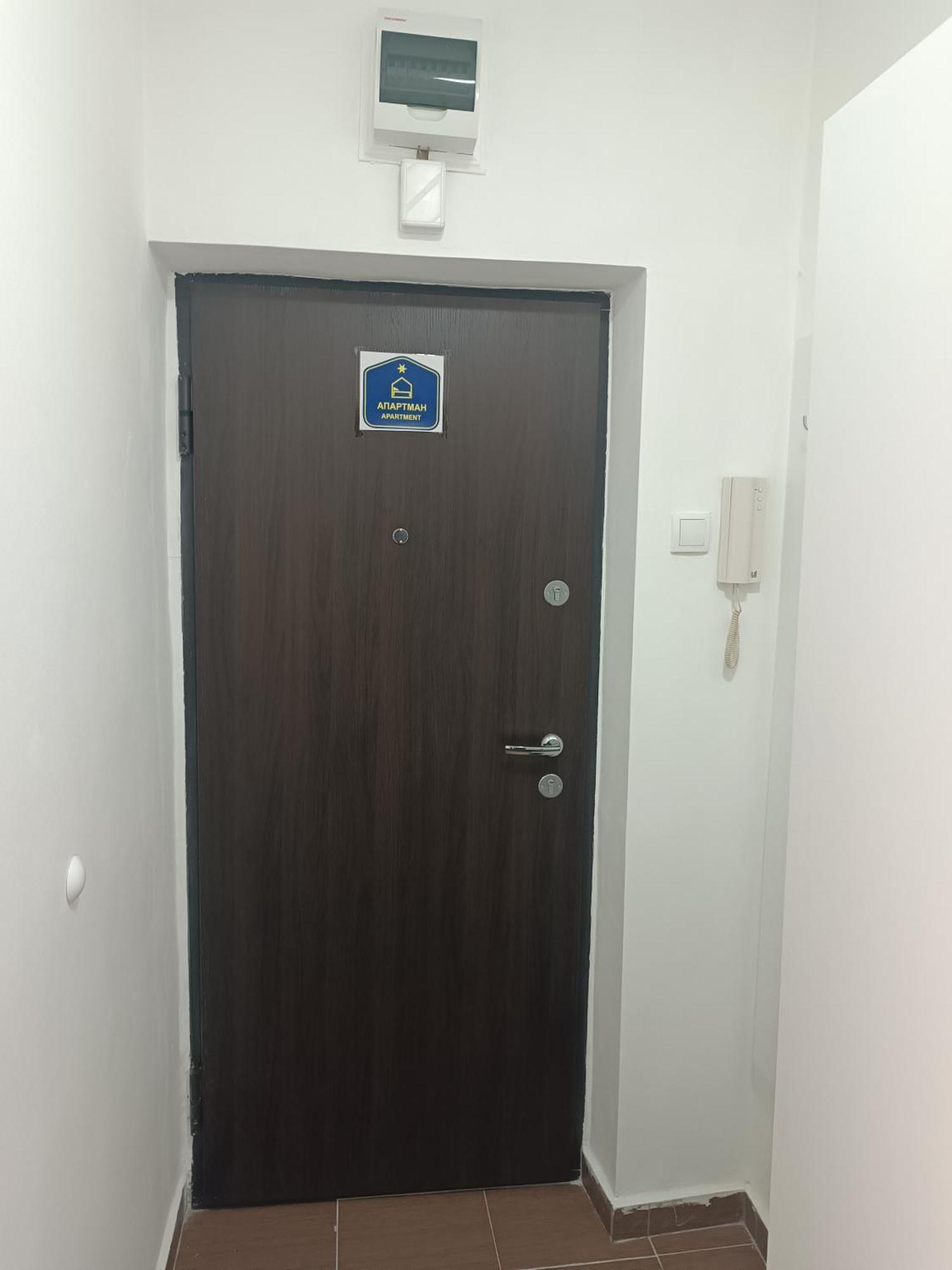 Sleep&Go Appartement Belgrado Buitenkant foto
